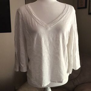 Meadow Rue bell sleeve..v neck..ivory..medium